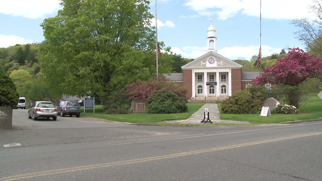 Bryan Memorial Town Hall from distance