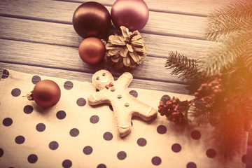 Gingerbread man with Chrsitmas toys
