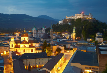 Fototapeta na wymiar Night view of Salzburg, Austria