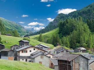 Fototapeta na wymiar Small old village in Switzerland