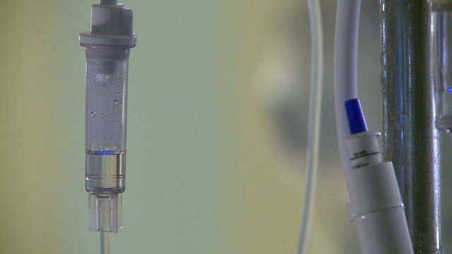 IV drip during robotic hysterectomy surgery