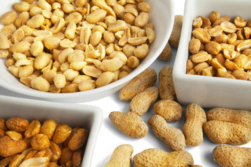 Peanuts in a bowls.