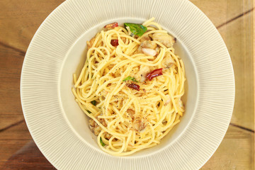 Spaghetti with clams