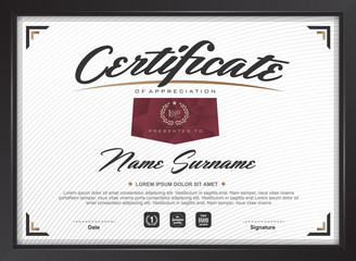 certificate template with clean and modern pattern,
Luxury golden,Qualification certificate blank template with elegant,Vector illustration 
