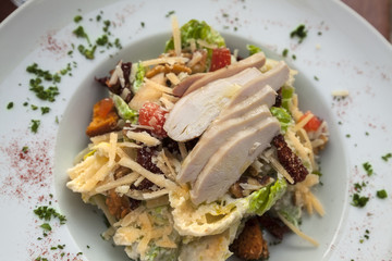 Salad with Avocado and Grilled Chicken fillet