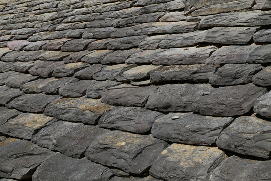 Steinziegeldach
