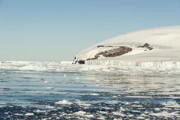 Wandcirkels plexiglas Iceberg, Mer de Weddell, Antarctique © JAG IMAGES