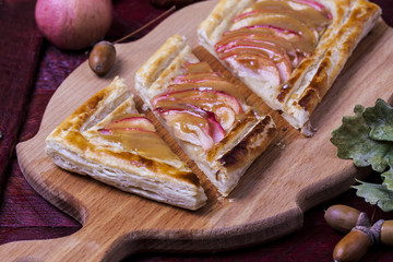 puff pies with apples,