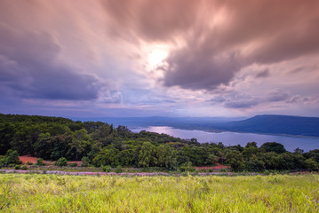 Obraz premium Lam Takong reservoir dam with sunlight