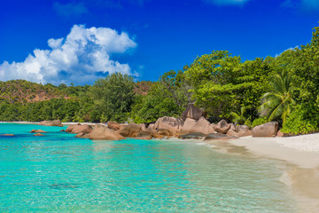 Fototapeta na wymiar Anse Lazio - Paradise beach in Seychelles, tropical island Praslin
