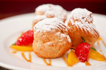 profiteroles