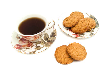 mug of tea and oatmeal cookies