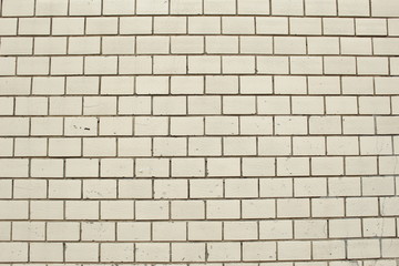 стена из белого кирпича