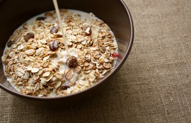 muesli with milk