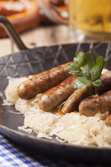 Nürnberger Würstchen mit Sauerkraut