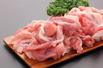 豚肉切り落とし