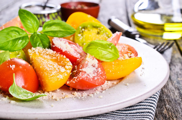 Salad of tomato