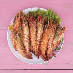 Grilled shrimps on the plate