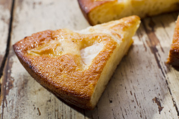 Charlotte. Apple pie