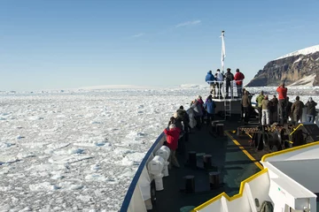 Foto op Plexiglas anti-reflex Bateau Oceanographique, le Plancius, Mer de Weddell, Antarctique © JAG IMAGES