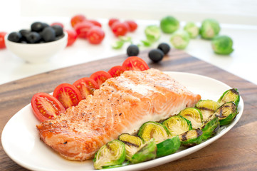 Piece of roasted salmon fillet with grilled vegetables