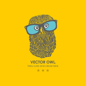 Print with cute and clever owl in glasses.