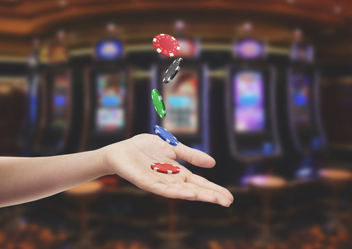 Fiche in mano sala slot 