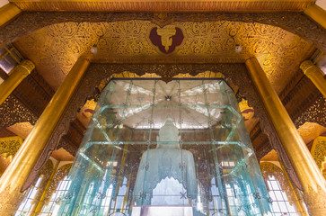 kyauktawgyi buddha pagoda