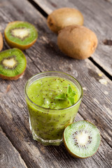 kiwi smoothie with fresh fruits