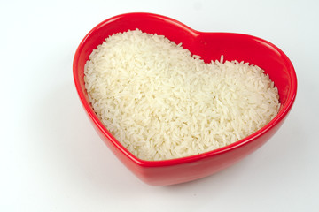 arroz en bol con forma de corazón