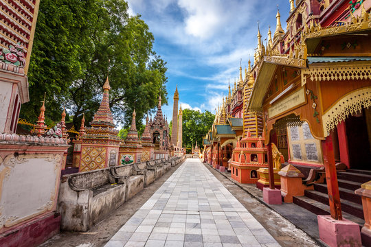 Thanboddhay Pagoda, Monywa, Myanmar