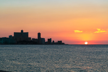 Fototapeta na wymiar Sunset in La Habana