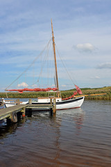 altes Fischerboot im Museumshafen von Nymindegab Jütland