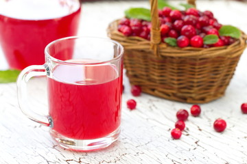 Fresh cranberry and cranberry juice