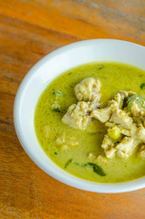 Green Chicken Curry