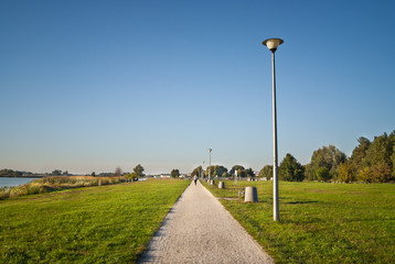 Ścieżka nad jeziorem © Mariusz Stoszewski