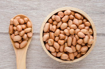 beans in wooden dish