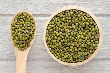 beans in wooden dish