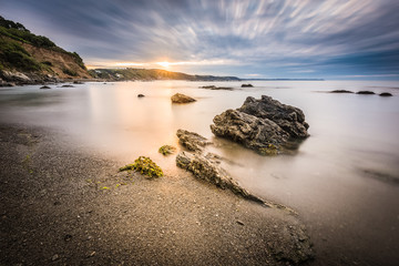 Sonnenaufgang in Looe, Cornwall - England