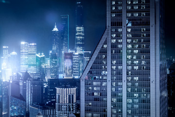 Stadtpanorama mit der Skyline von Shanghai bei Nacht