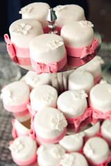 A traditional and decorative wedding cakes