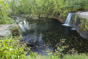 Fototapeta premium Wolf Creek Falls