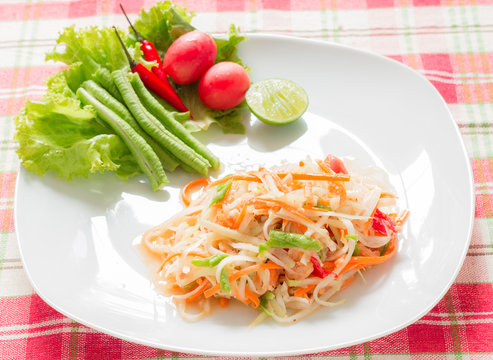 Papaya salad (Som tum),Thai food.
