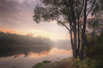 Obraz premium autumn dawn