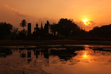 Fototapeta premium ASIA THAILAND SUKHOTHAI TEMPLE MAHATHAT