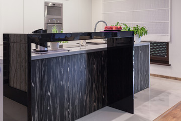 Luxurious kitchen island