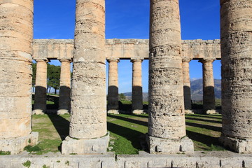 segesta sito archeologico templi