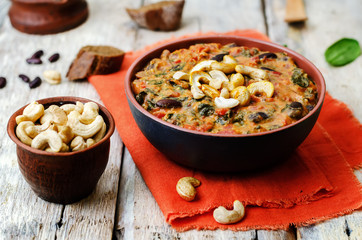 cashew butter spinach and red bean stew