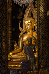 Fototapeta premium Chinnarat Buddha sculpture