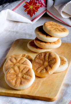 Italian gourmet street food: Tigelle, Emilia Romagna